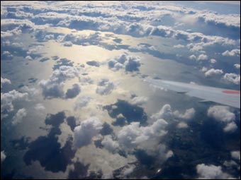 飛行機から雲を撮影